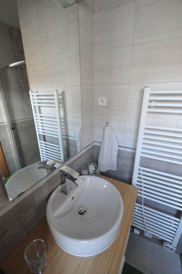 Jirina Appartments Прага Екстер'єр фото
